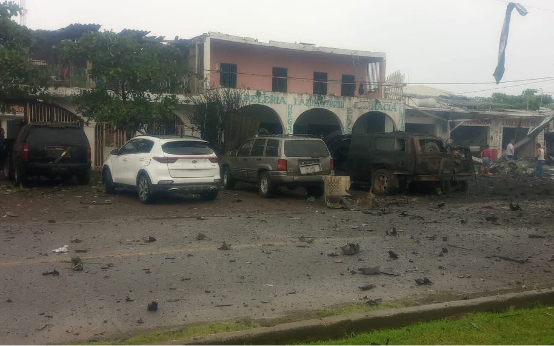 Aumentan a 5 las Víctimas Mortales por Coche Bomba en Coahuayana, Michoacán: Marina Organiza Evacuación Aérea