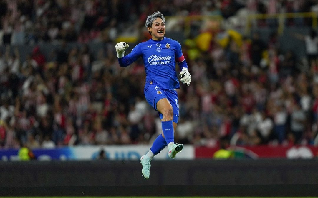 Blanca Félix Regresa a los Entrenamientos con Chivas Femenil tras Superar su Lesión