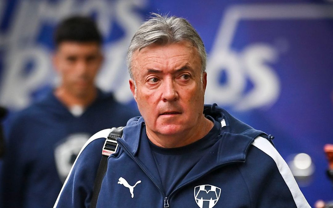 Domènec Torrent no continuará como director técnico de Rayados, según Willie González
