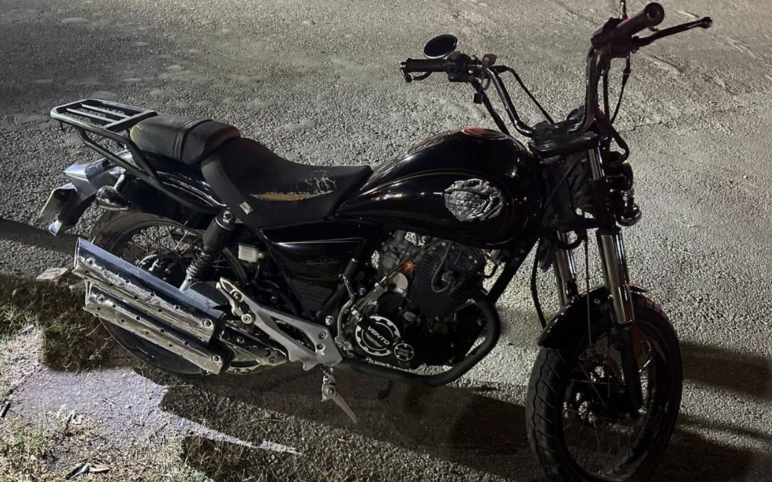 Accidente en Gómez Palacio: Adulto Mayor Arrolla a Perrito y Sufre Caída en Motocicleta